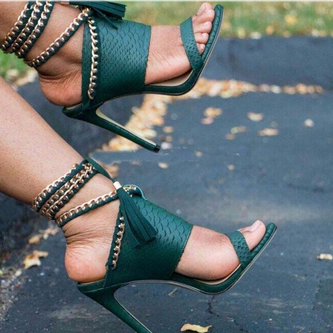 Chic Orthopedic Sandals with Unique Design