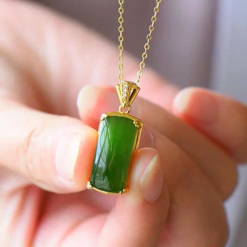 Stunning Gold Necklace for Daily Wear
