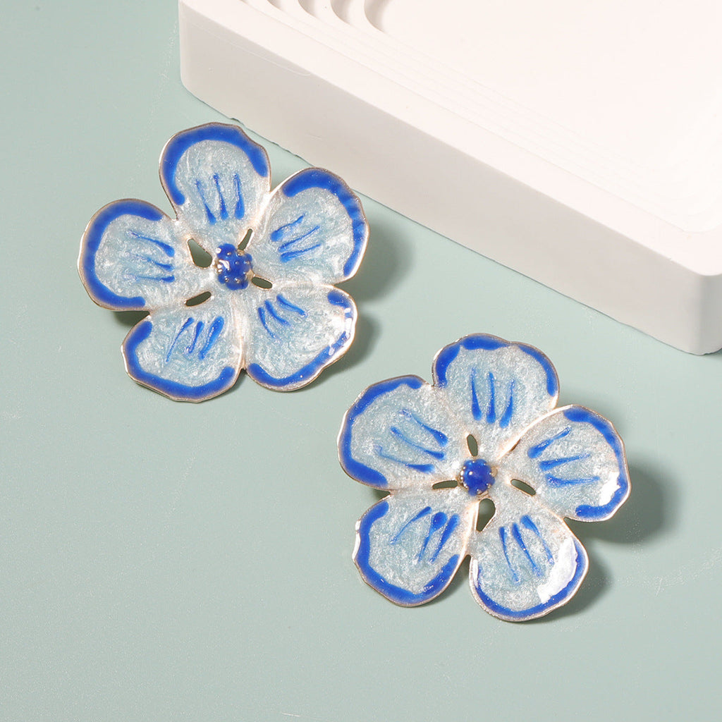 Elegant Earring for Every Occasion