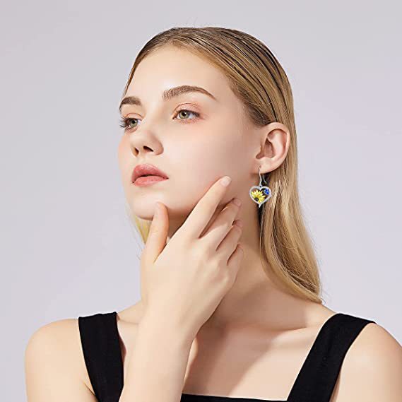 Elegant Earring for Every Occasion