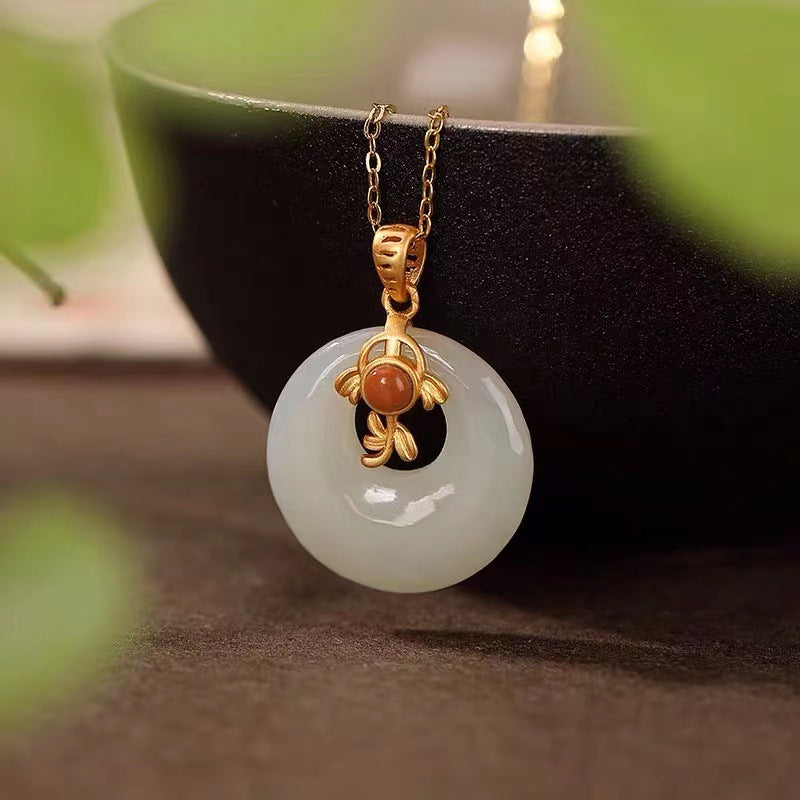 Elegant Gold Necklace for Every Occasion