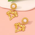 Romantic Pearl Earring for Special Moments