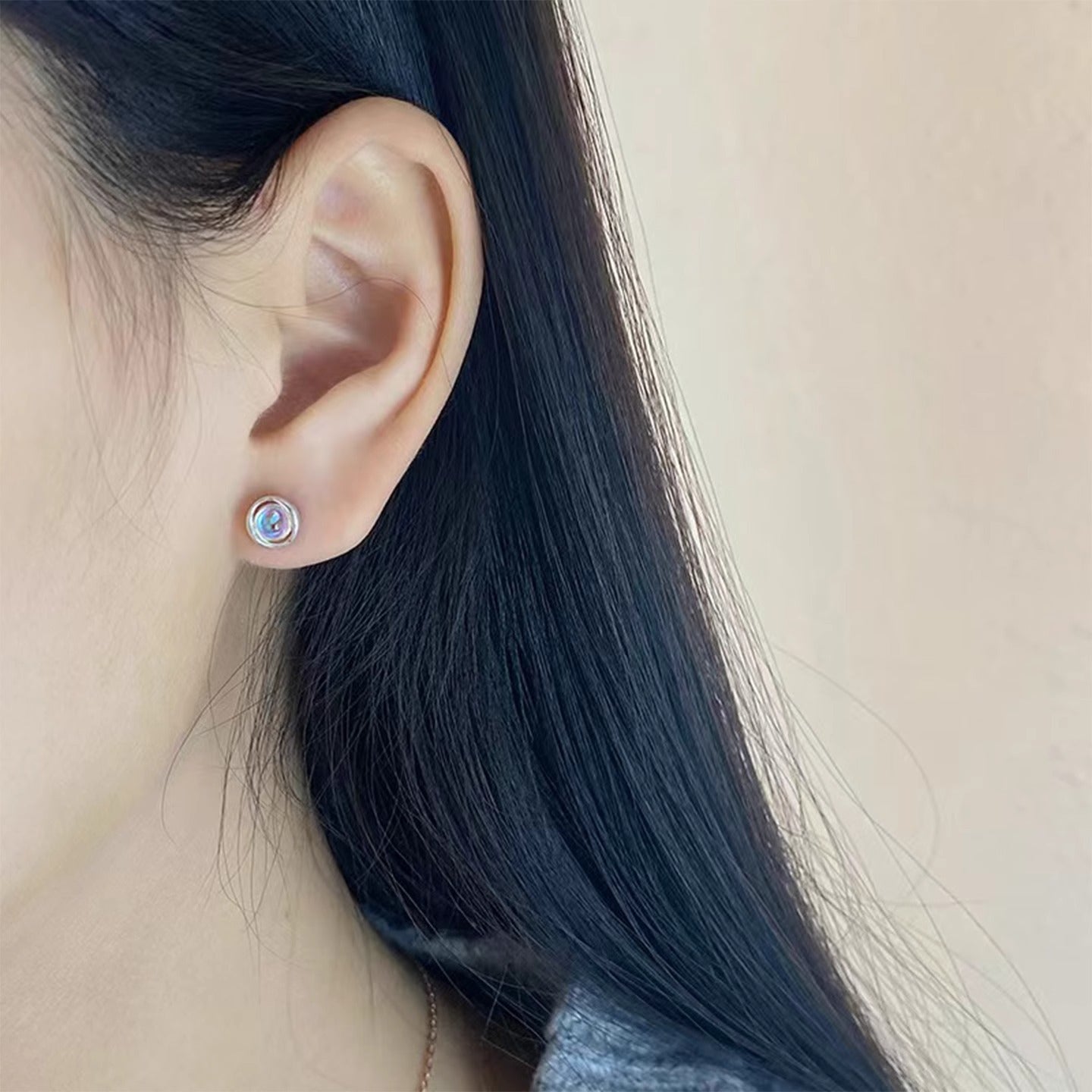 Classic Earring with Timeless Appeal