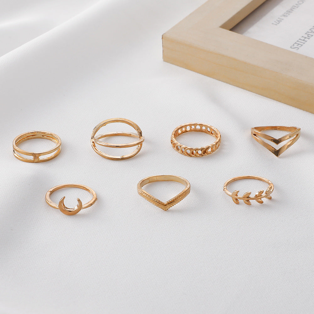 Beautiful Gold Set with Unique Style
