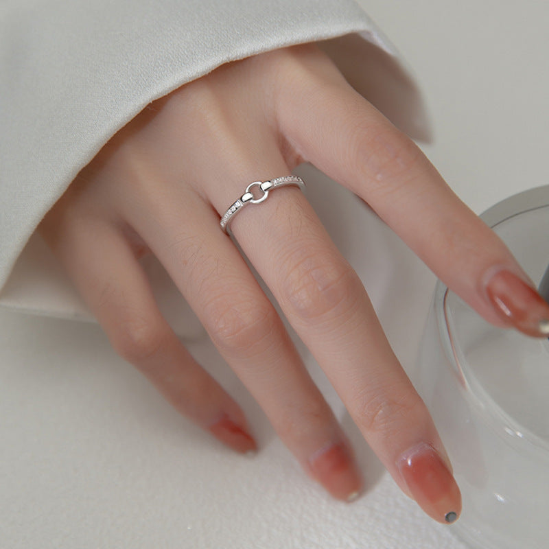 Romantic Gold Ring for Special Moments