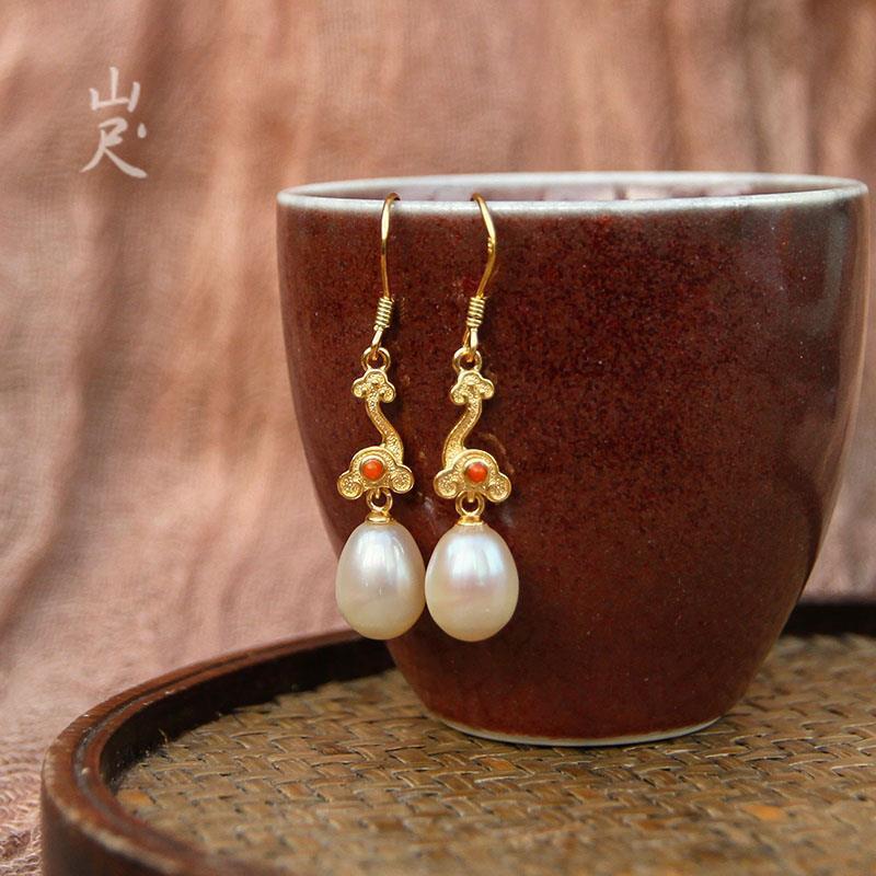 Classic Silver Earring with Timeless Appeal
