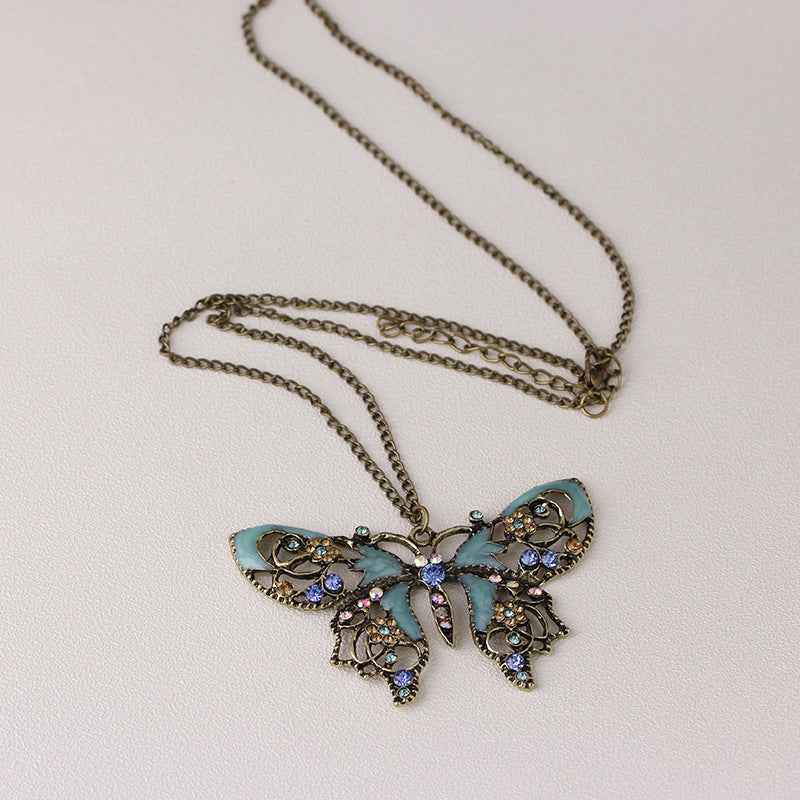 Stunning Necklace for Daily Wear