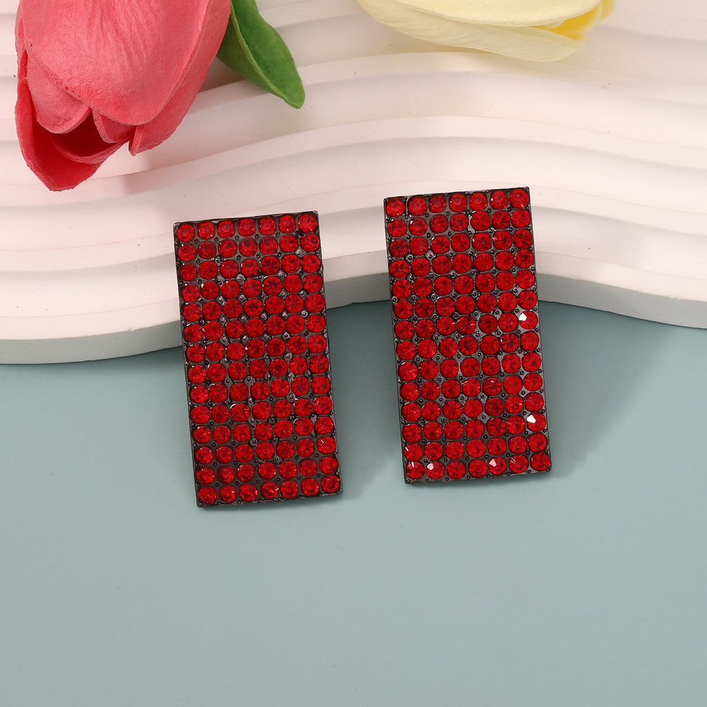 Classic Earring with Timeless Appeal
