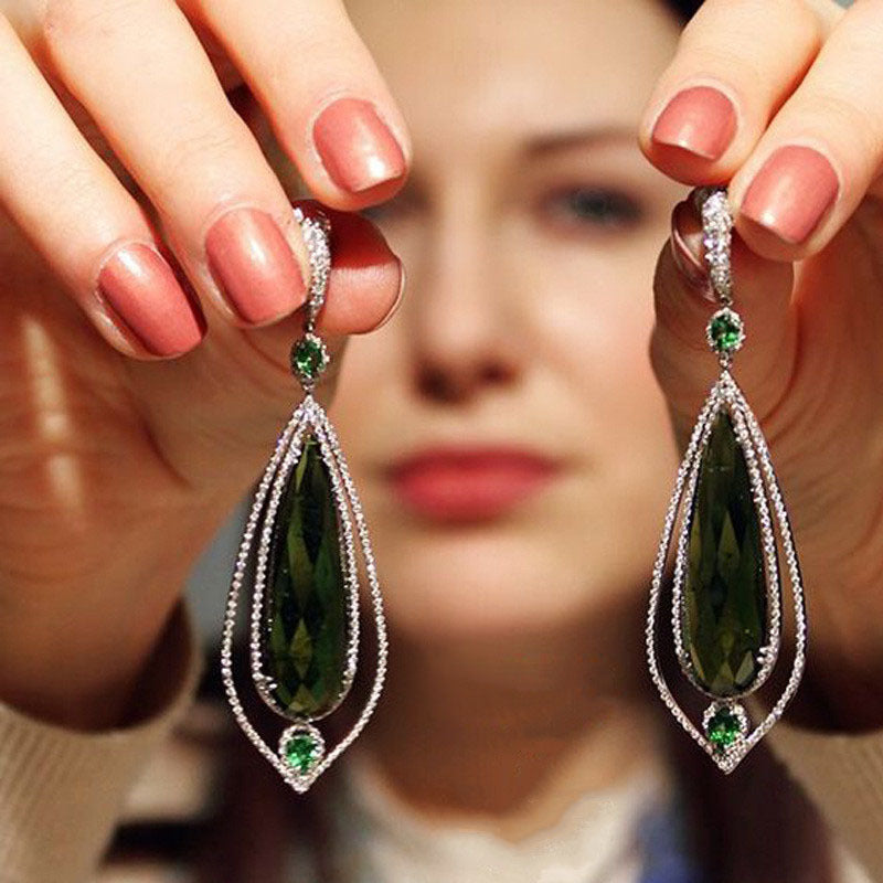 Elegant Earring for Every Occasion