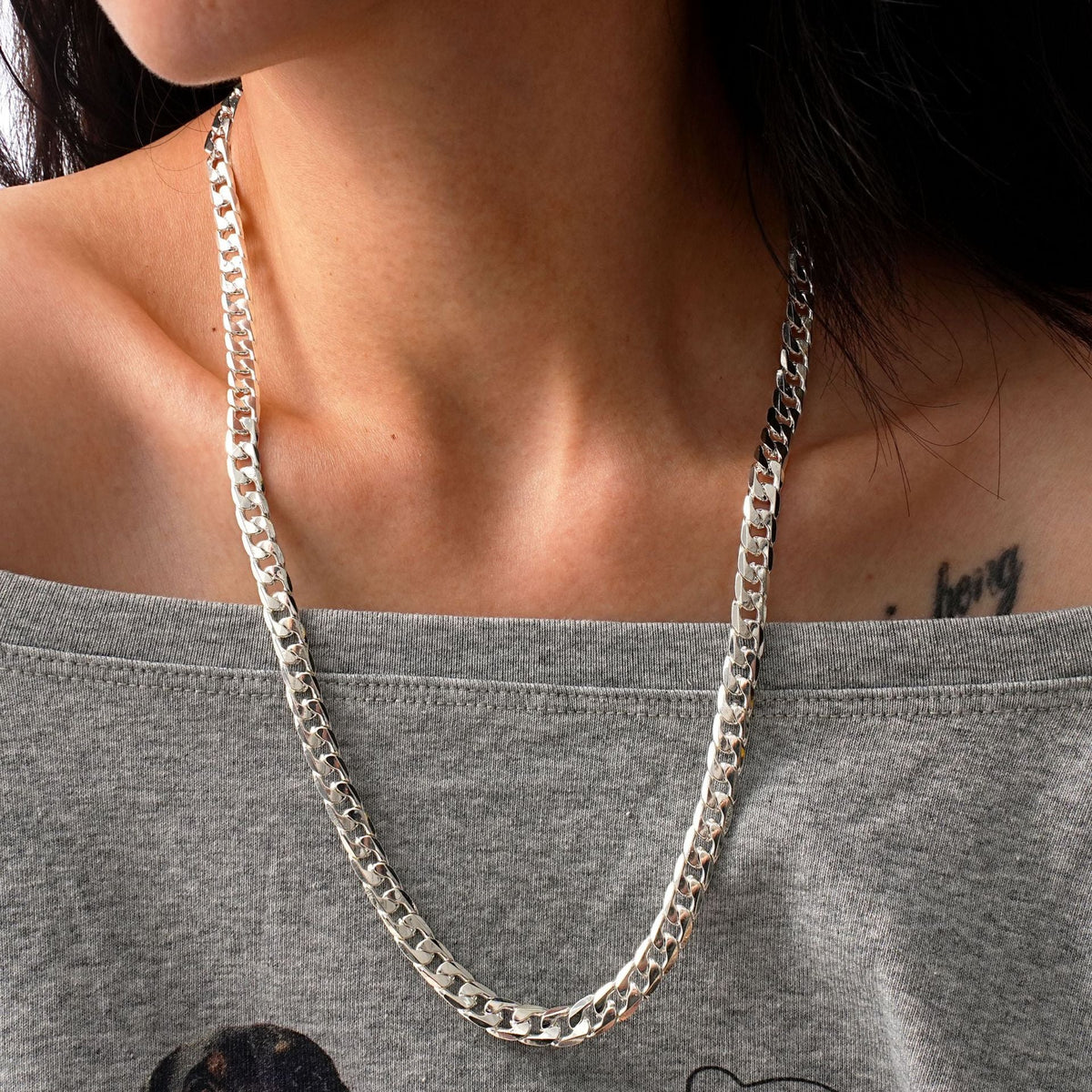 Stunning Necklace for Daily Wear
