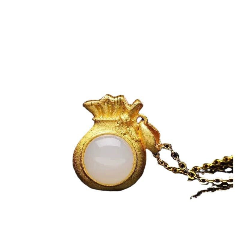 Classic Silver Necklace with Timeless Appeal