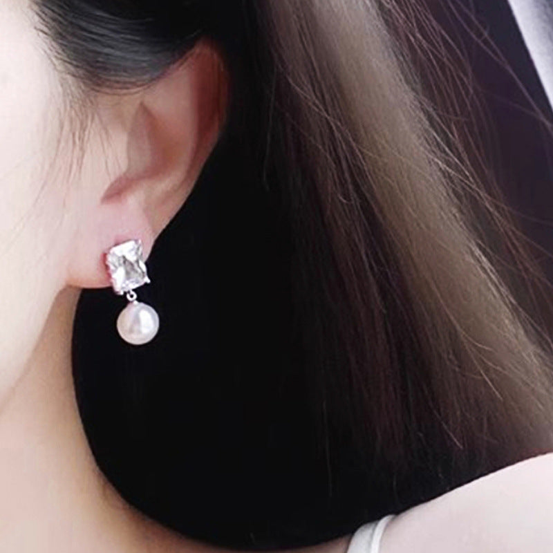 Elegant Pearl Earring for Every Occasion