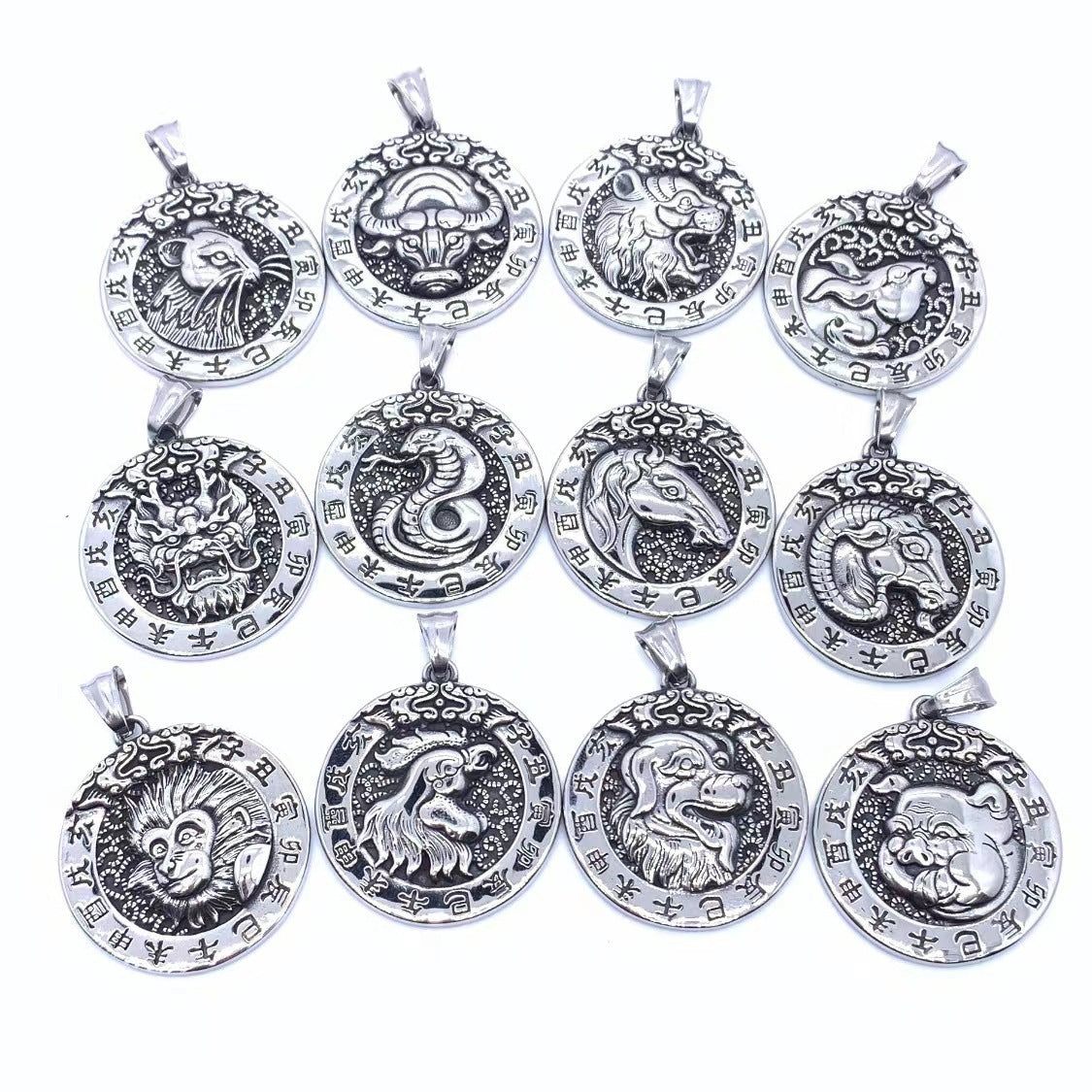 Stunning Necklace for Daily Wear