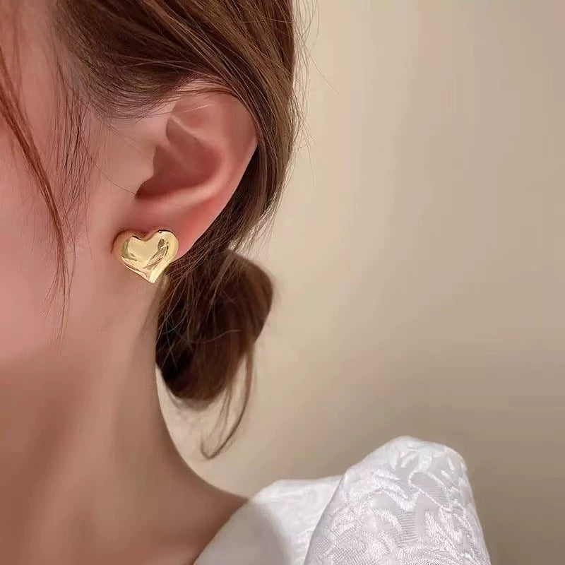 Vintage Handmade Gold Earring