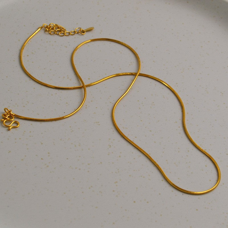 Stunning Gold Necklace for Daily Wear