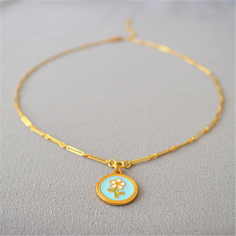 Stunning Gold Necklace for Daily Wear