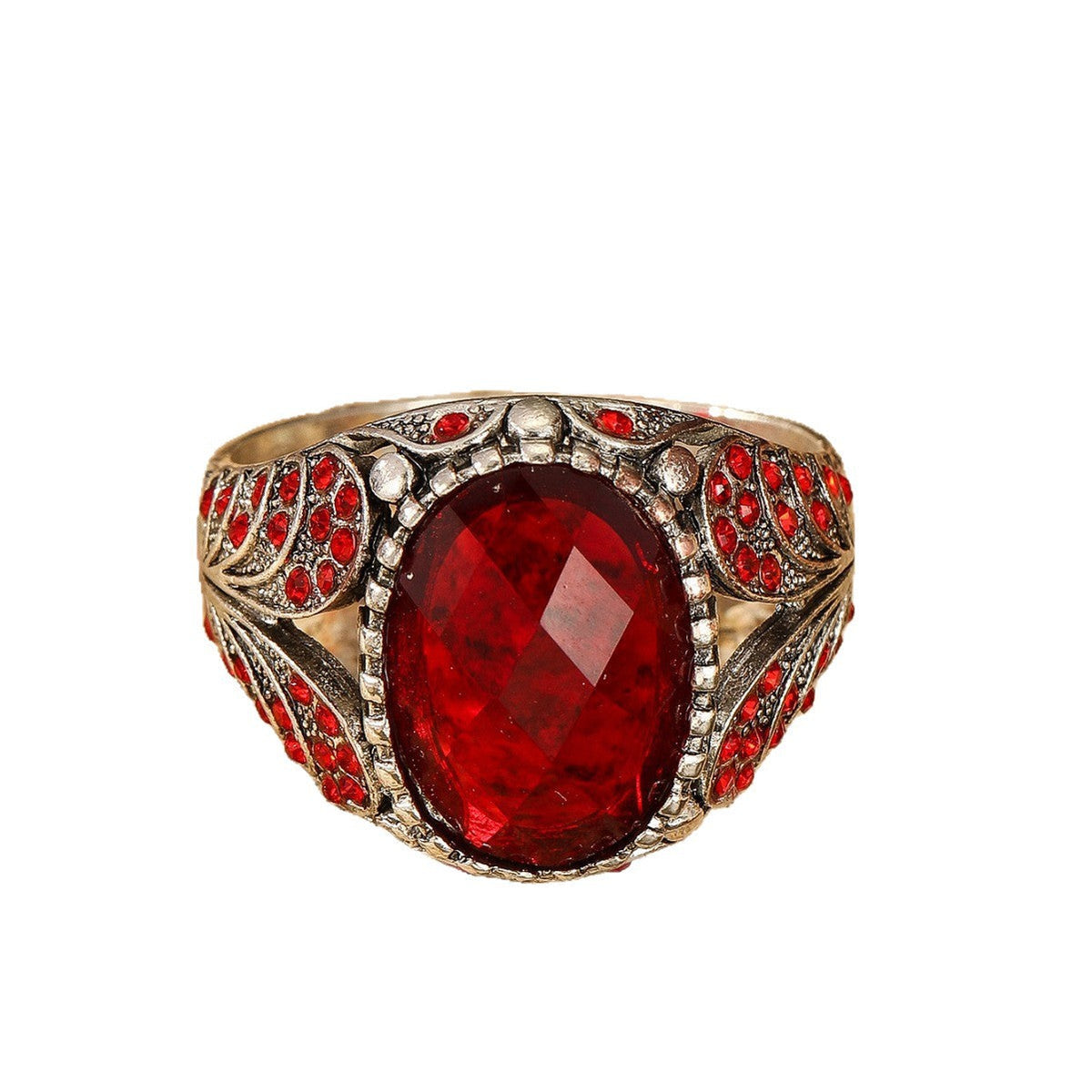 Classic Ring with Timeless Appeal