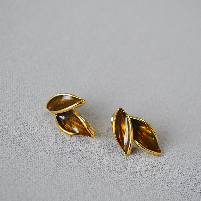 Beautiful Silver Earring with Unique Style