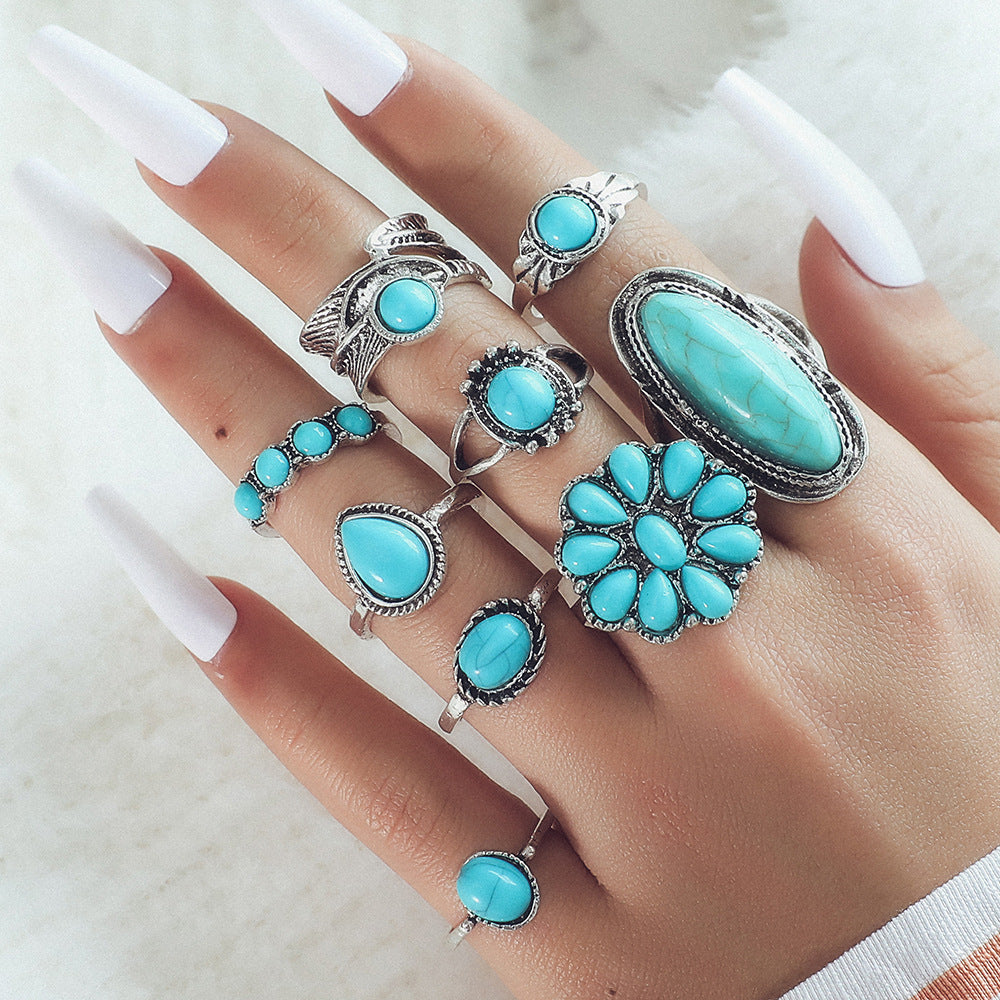 Beautiful Set with Unique Style