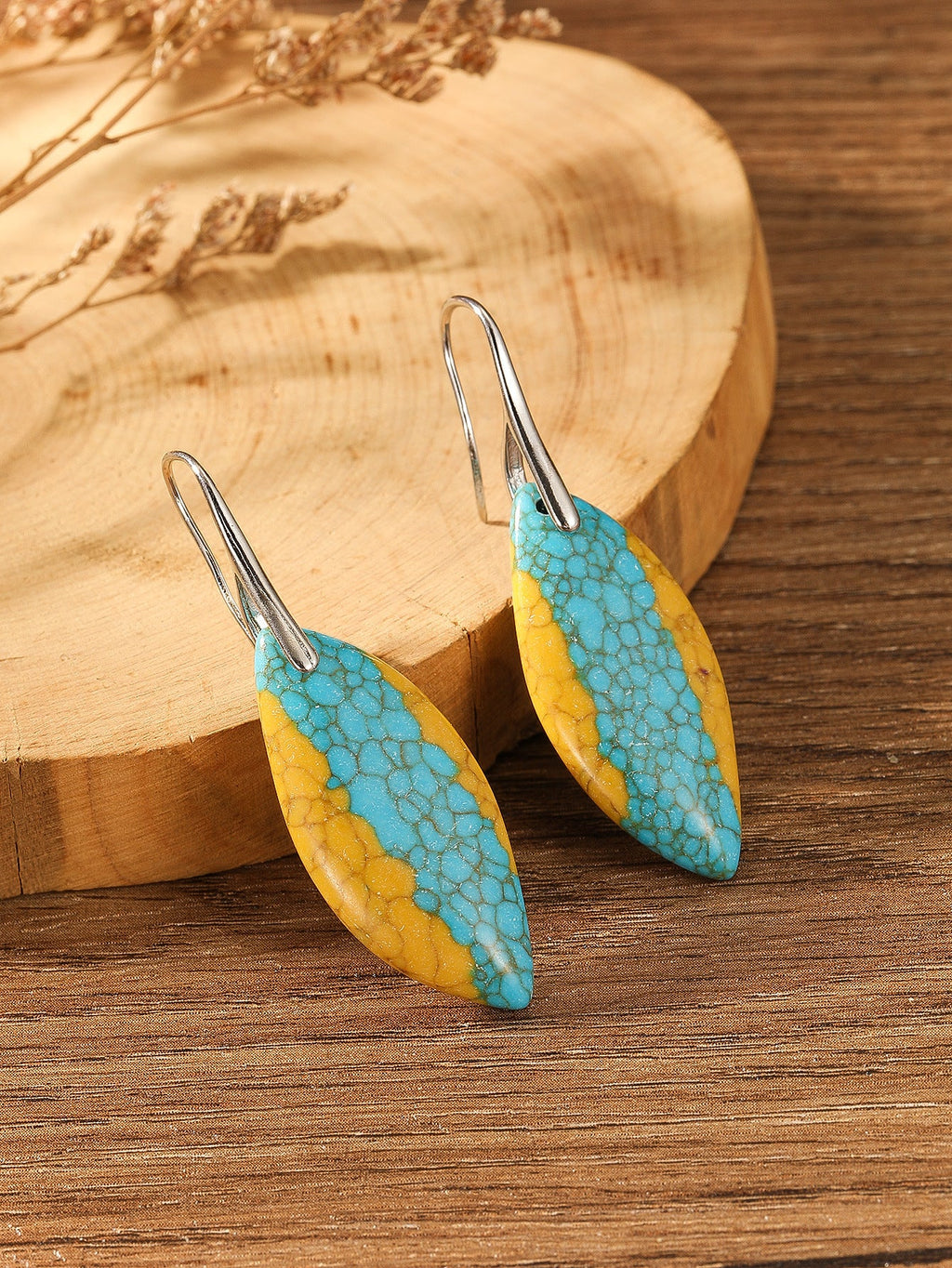 Classic Earring with Timeless Appeal