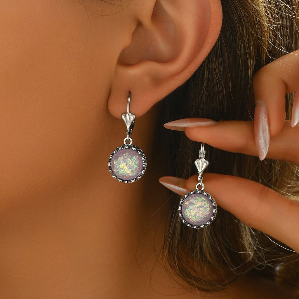 Charming Earring for Any Occasion