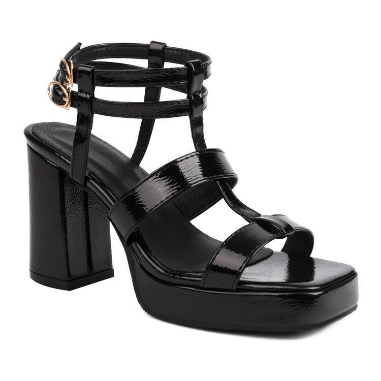 Graceful Orthopedic Sandals for Modern Look