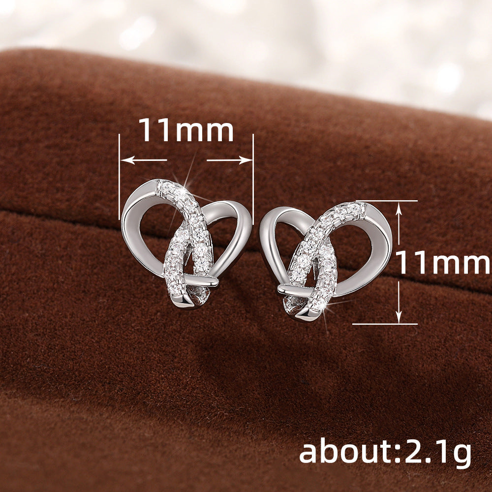 Charming Earring for Any Occasion