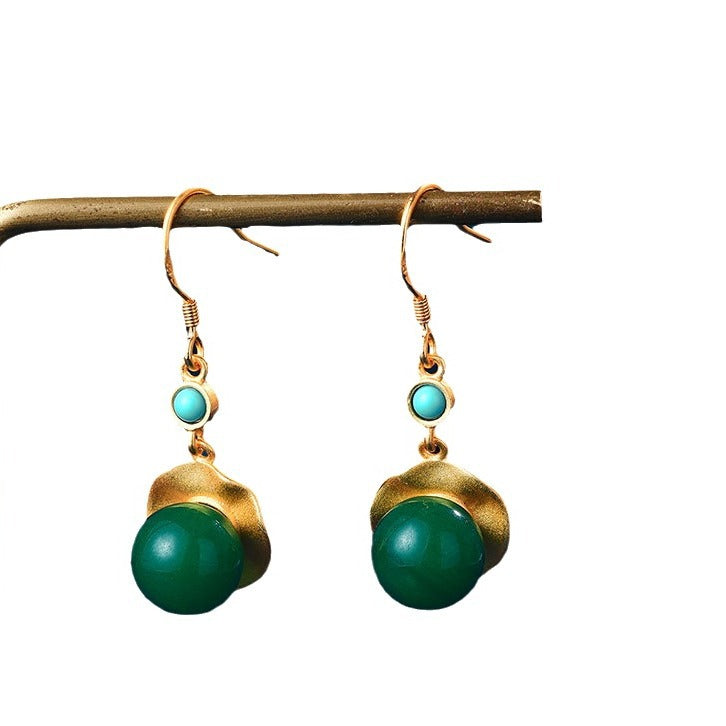 Beautiful Gold Earring with Unique Style