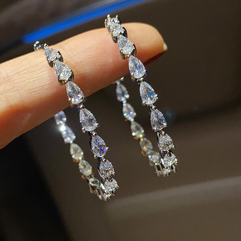 Classic Earring with Timeless Appeal