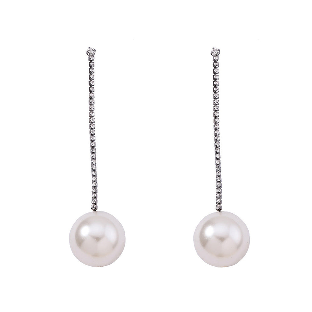 Stunning Pearl Earring for Daily Wear