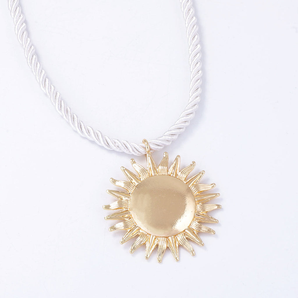 Romantic Necklace for Special Moments