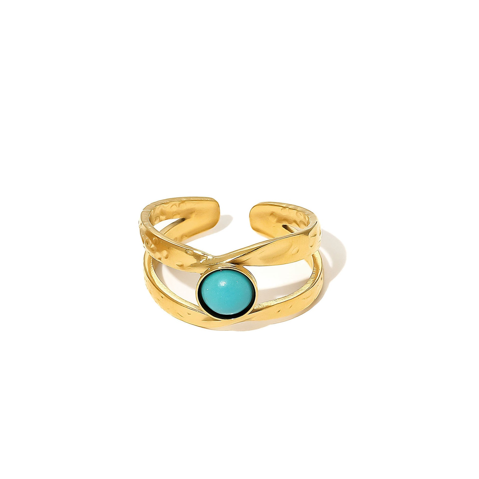 Classic Gold Bracelet with Timeless Appeal