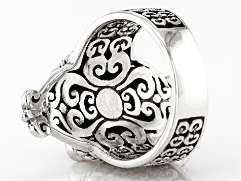 Stunning Silver Ring for Daily Wear