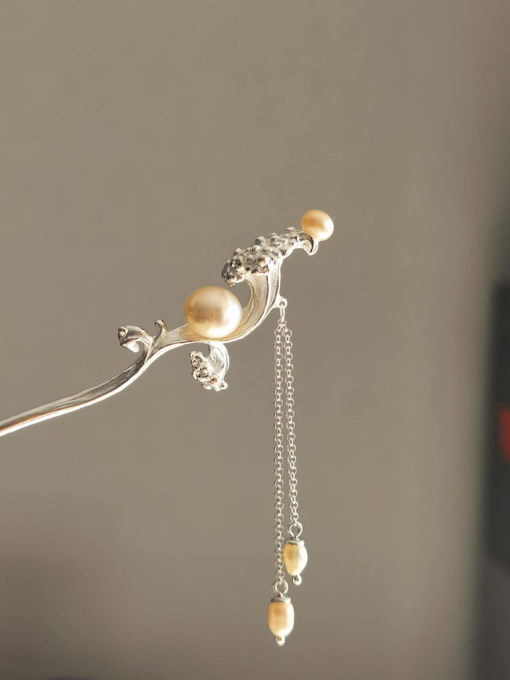 Charming Silver Piece for Any Occasion