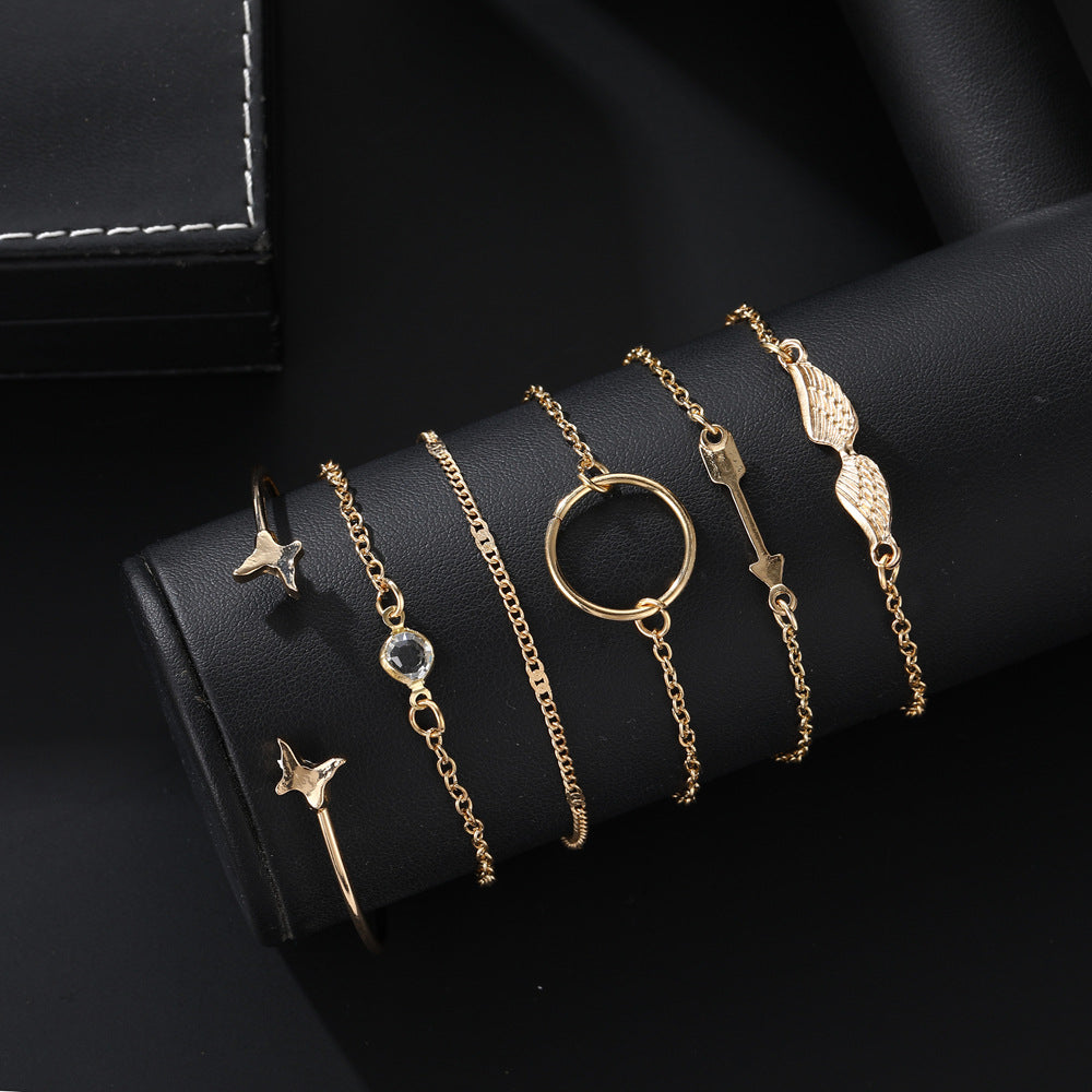 Stunning Gold Bracelet for Daily Wear