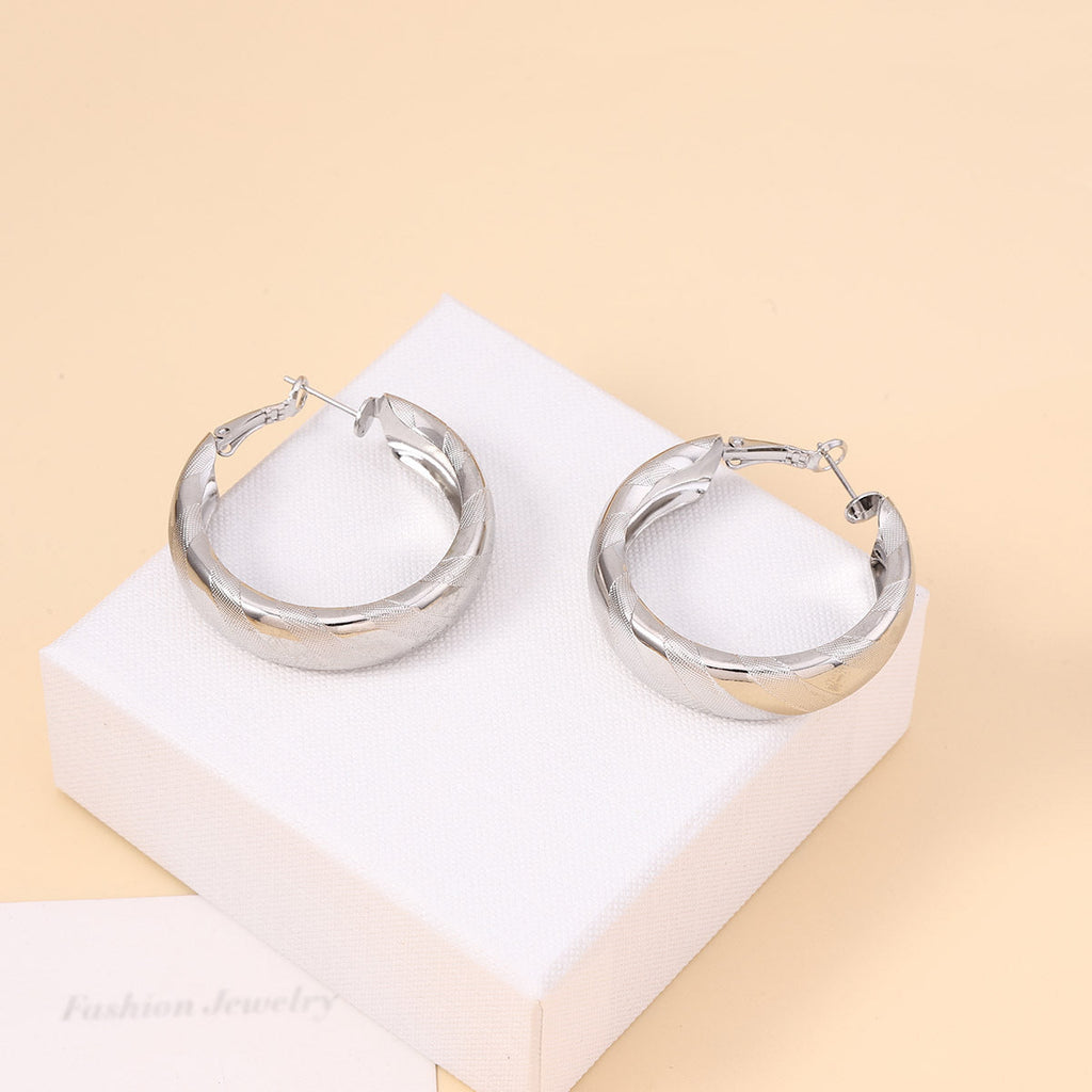 Romantic Earring for Special Moments