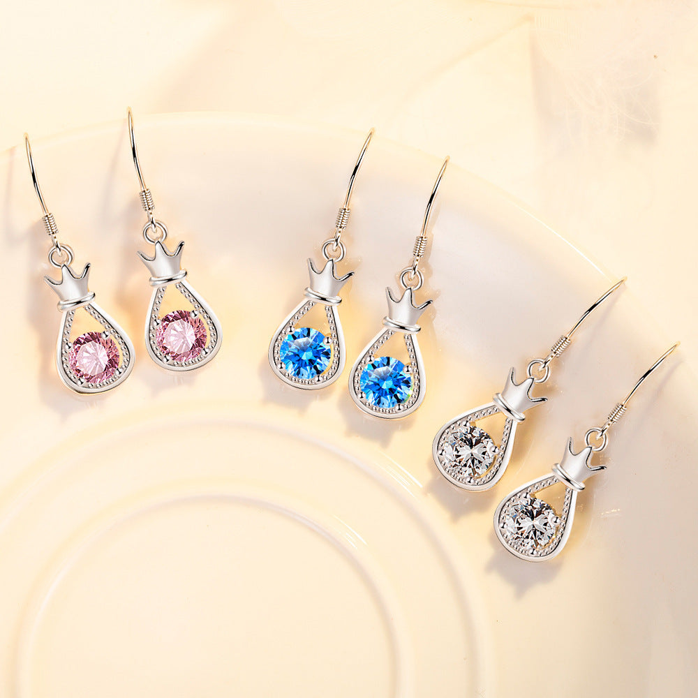Romantic Silver Earring for Special Moments