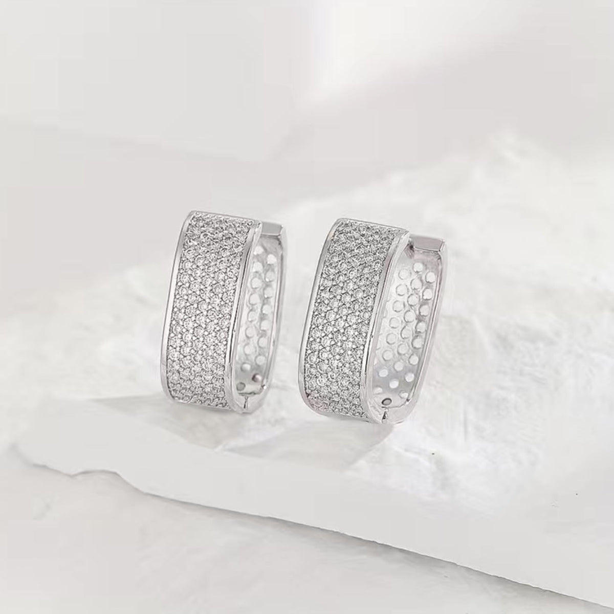 Romantic Earring for Special Moments