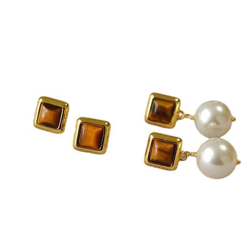 Elegant Silver Earring for Every Occasion