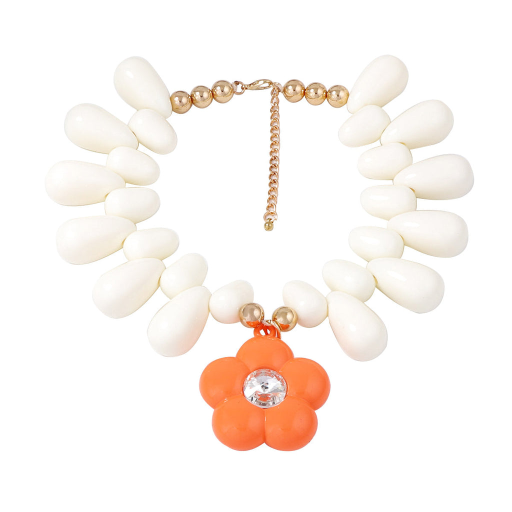 Charming Piece for Any Occasion