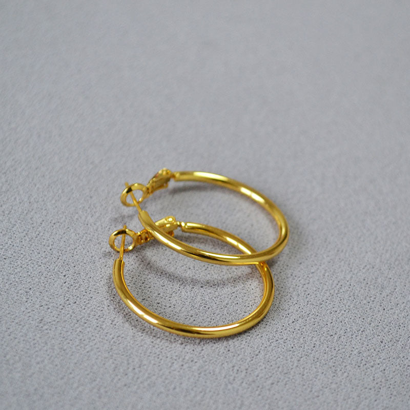 Elegant Silver Earring for Every Occasion