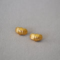 Romantic Gold Earring for Special Moments