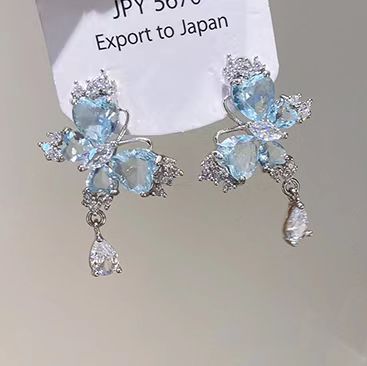 Vintage Handmade Earring