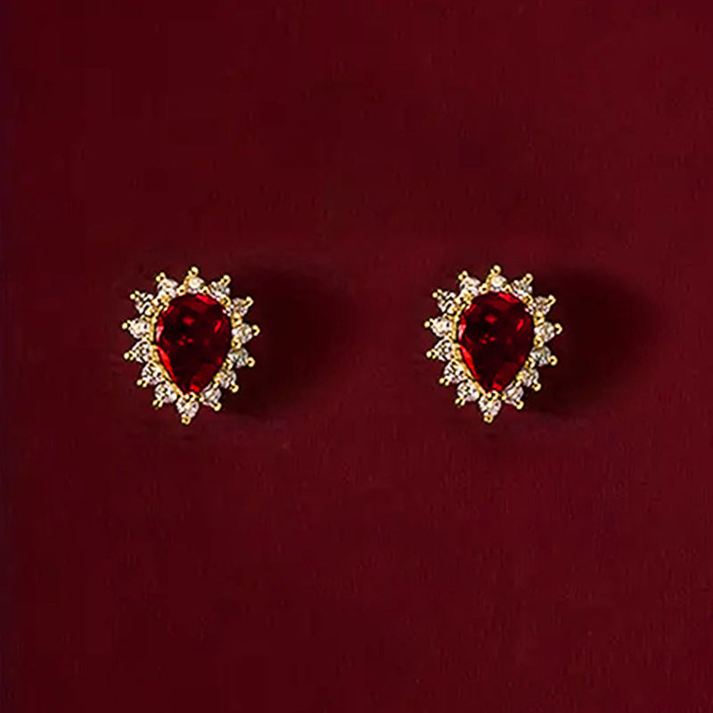 Charming Earring for Any Occasion