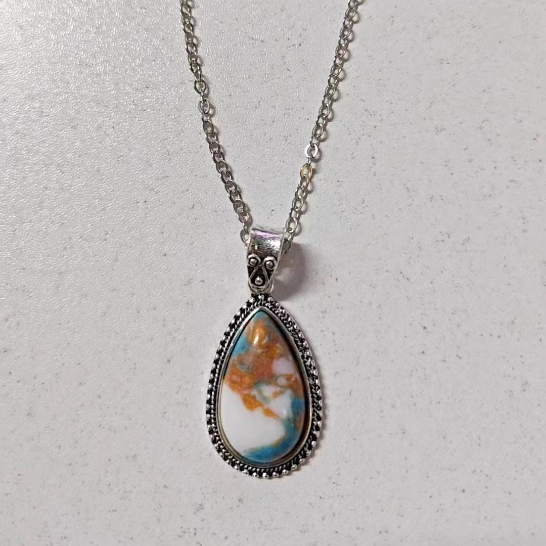 Stunning Necklace for Daily Wear