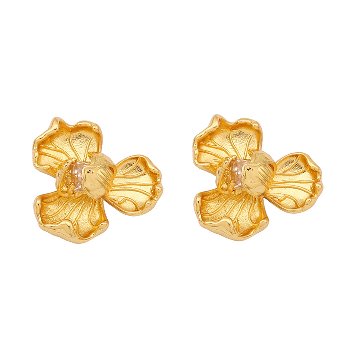 Classic Gold Earring with Timeless Appeal