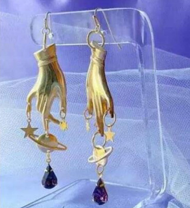 Classic Earring with Timeless Appeal