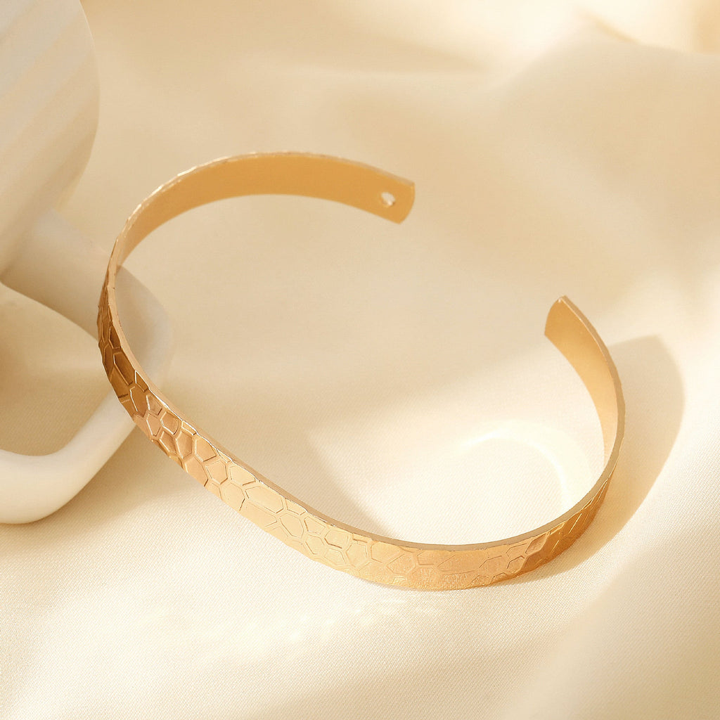 Elegant Gold Set for Every Occasion