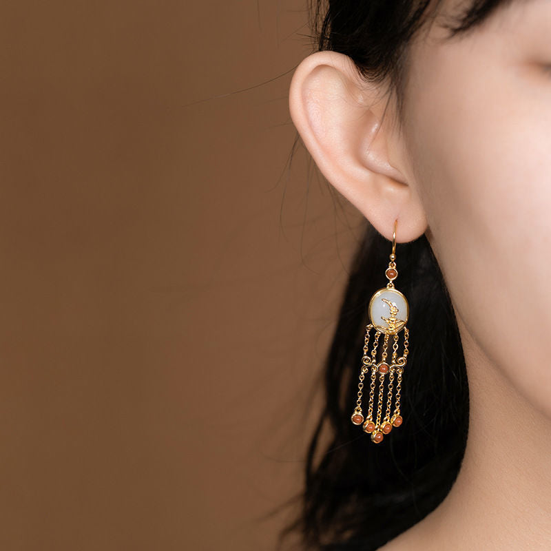Stunning Gold Earring for Daily Wear