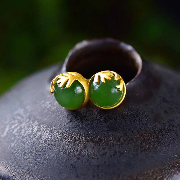Beautiful Gold Earring with Unique Style